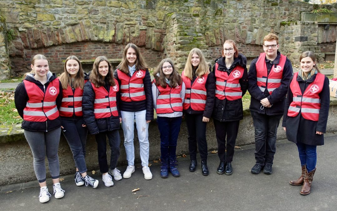 Neue Warnwesten für den Schulsanitätsdienst