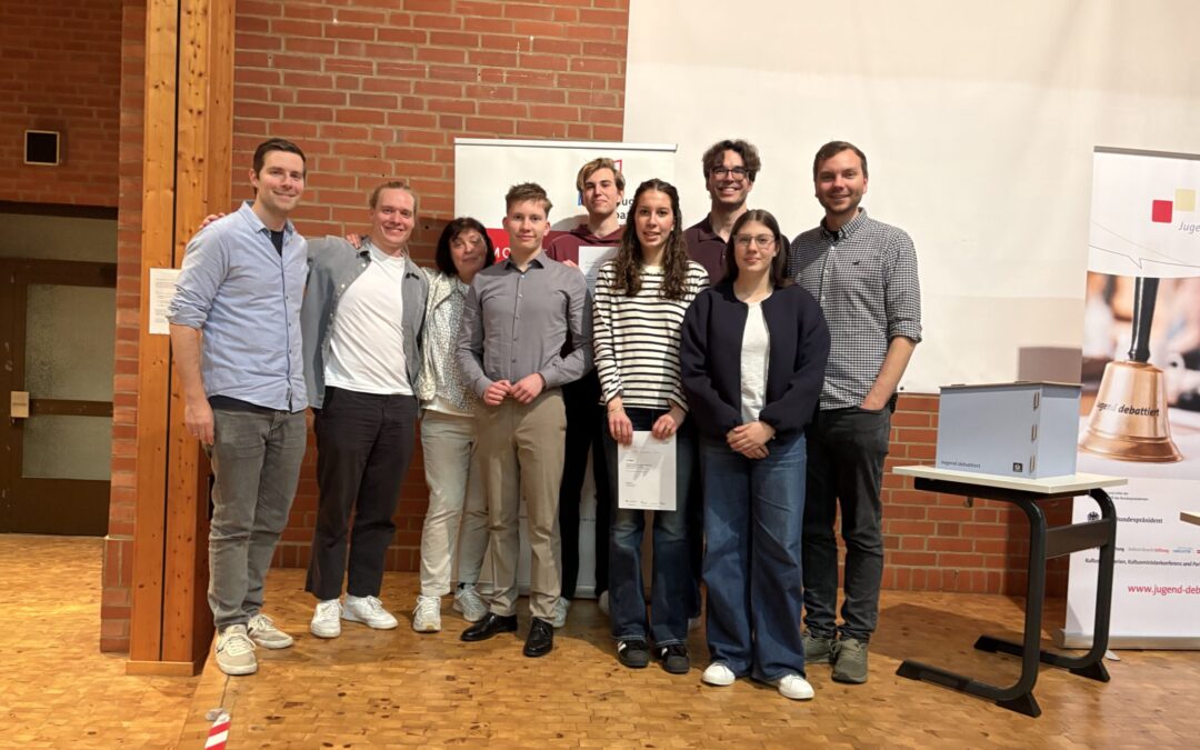 Anna Löhrer gewinnt Regionalwettbewerb von „Jugend debattiert“