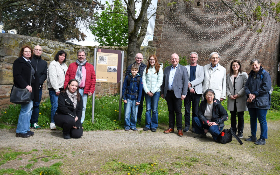 Zwei neue Informationstafeln zur Dürener Stadtbefestigung