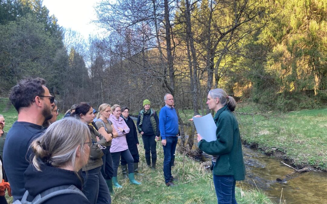 Nationalparkschulen Eifel: Fortbildung zum Schutz und der Wiederansiedlung der Flussperlmuschel