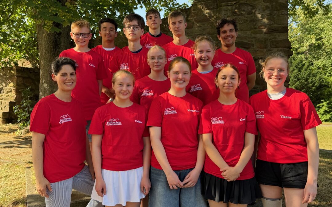 Neue T-Shirts für den Schulsanitätsdienst