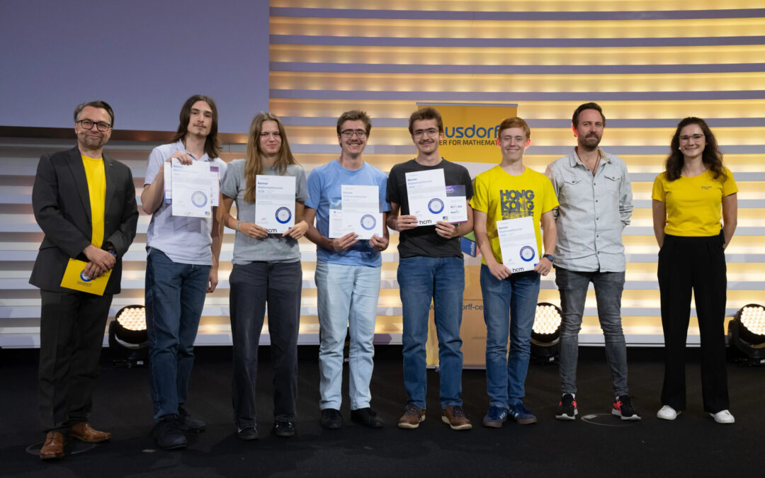 Mit Teamgeist und Köpfchen auf Platz 7: Das Stiftische überzeugt beim Bonner Mathematikturnier 2026